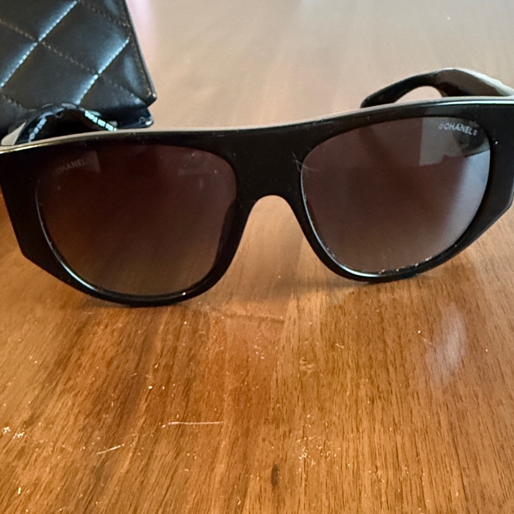 CHANEL - authentic -  Black Sunglasses with Gold Details